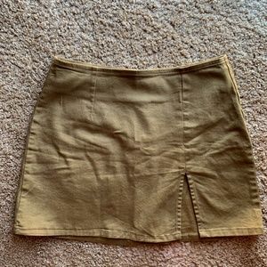 Green Skirt with Slit